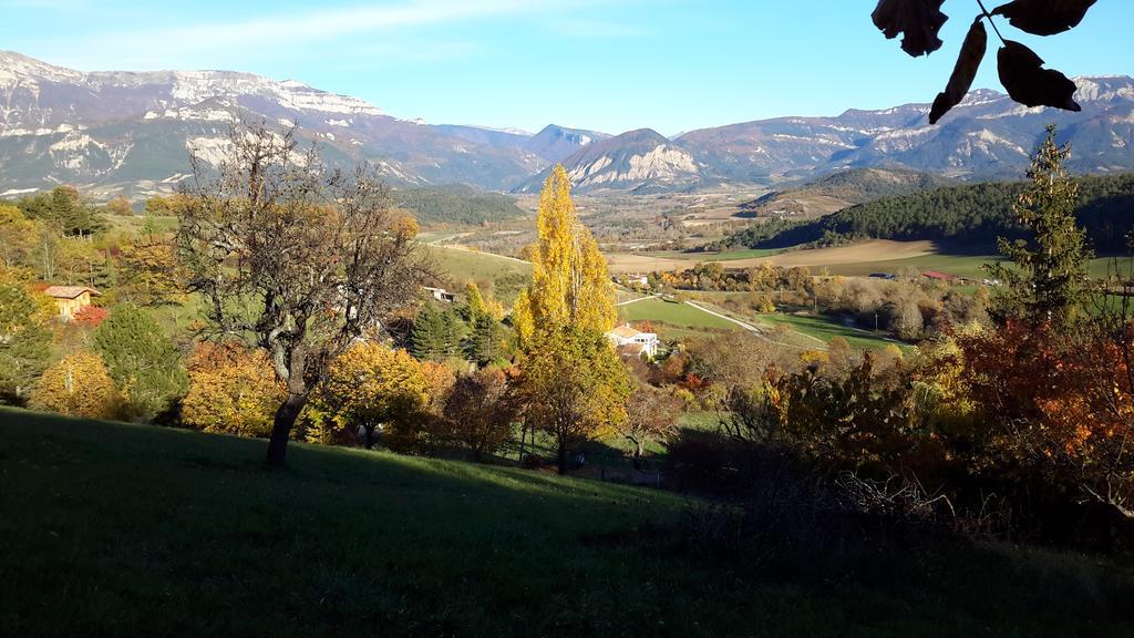 La Grange D'Agnes Bed & Breakfast Montmaur-en-Diois ภายนอก รูปภาพ