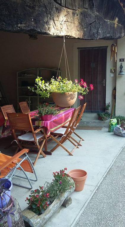 La Grange D'Agnes Bed & Breakfast Montmaur-en-Diois ภายนอก รูปภาพ